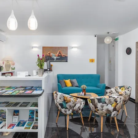 Appartement Lovely In With Wifi Pula