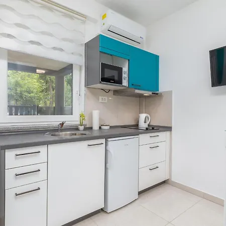 Apartman Cozy In With Wifi