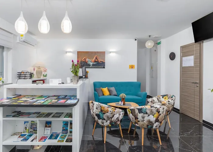 Appartement Lovely In With Wifi Pula