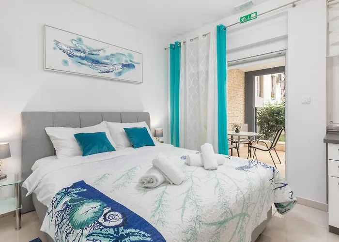 Lovely In With Wifi Apartment Pula