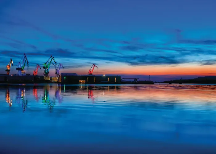 Appartement Lovely In With Wifi