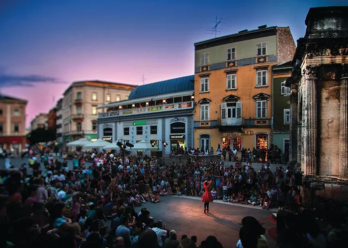 Lovely In With Wifi Apartment